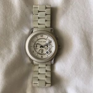 MK watch